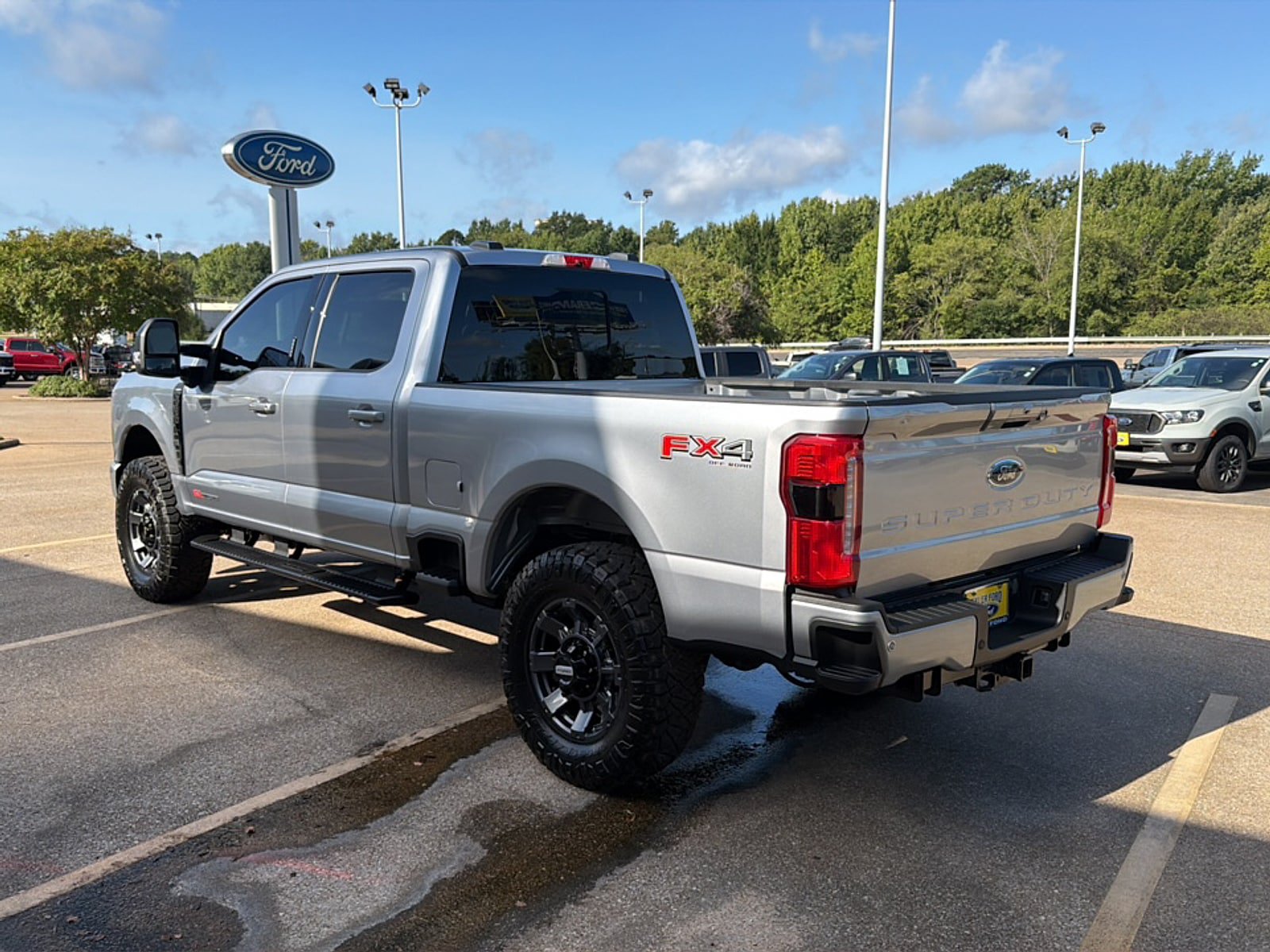 Used 2024 Ford F250 Lariat w/ Sport Appearance Package AWD/4WD image 10