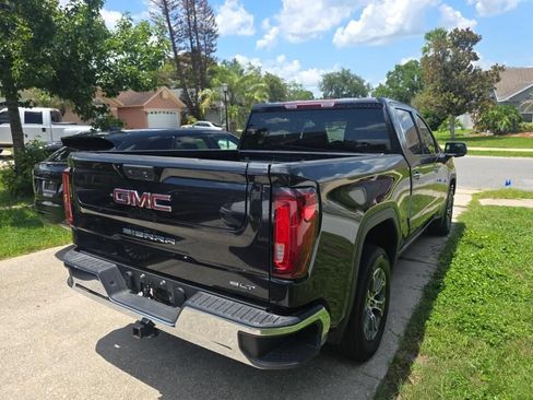 Used 2025 GMC Sierra 1500 SLT RWD image 4