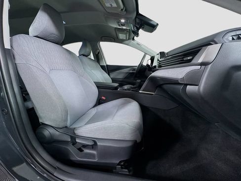 Used 2025 Toyota Camry LE FWD image 29