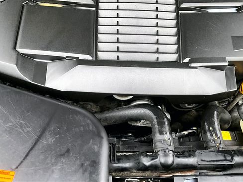 Used 2016 Subaru Outback 3.6R Limited image 32