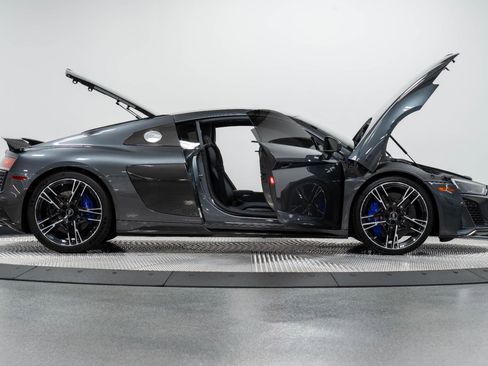 Used 2022 Audi R8 V10 performance w/ R8 Performance Design Package image 38