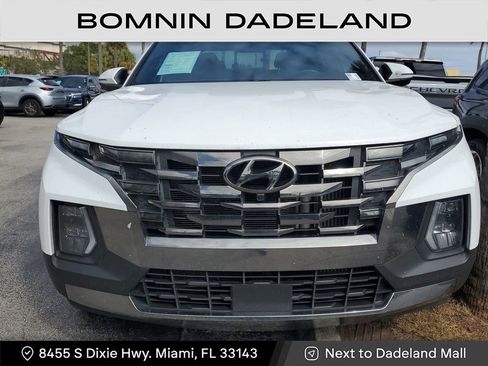 Used 2022 Hyundai Santa Cruz Limited image 2