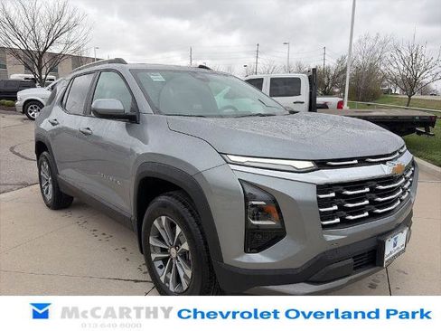 New 2026 Chevrolet Equinox LT AWD/4WD image 2