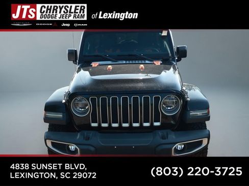 Used 2018 Jeep Wrangler Unlimited Sahara AWD/4WD image 1
