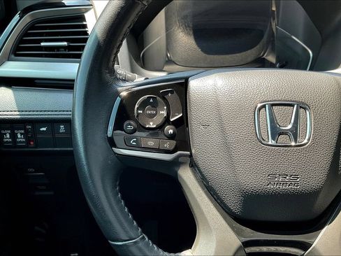 Used 2023 Honda Odyssey Touring image 10