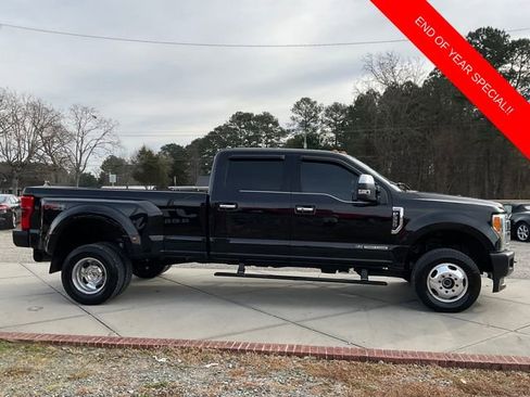 Used 2017 Ford F350 Platinum w/ Platinum Ultimate Package image 8