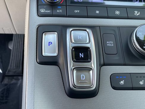 Used 2024 Hyundai Palisade Limited AWD/4WD image 12