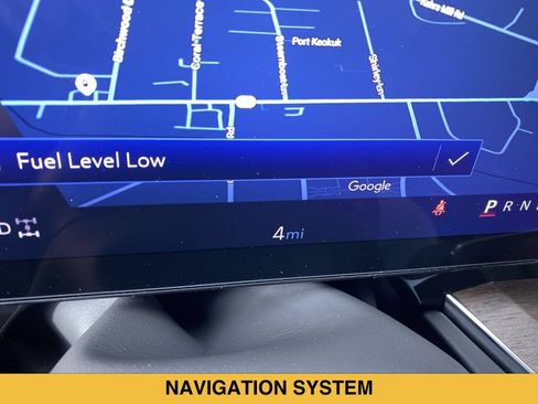 Used 2025 Chevrolet Tahoe High Country AWD/4WD image 4