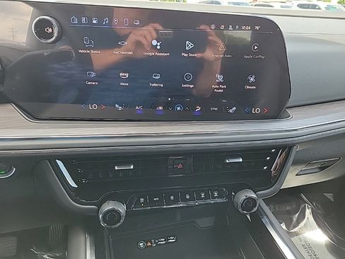 New 2025 Chevrolet Suburban Z71 w/ Z71 Off-Road Package image 11