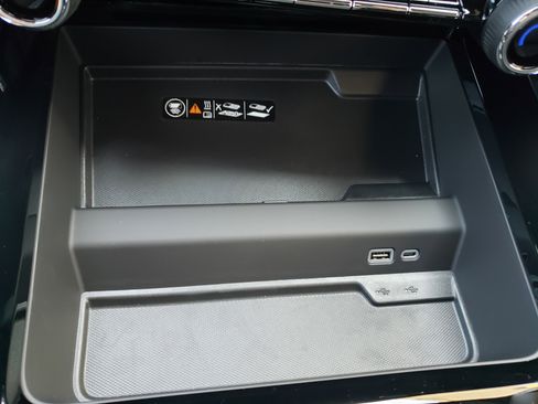 New 2025 Chevrolet Tahoe Premier image 32