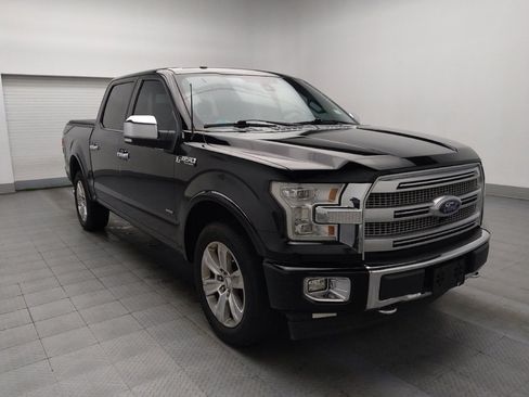 Used 2017 Ford F150 Platinum w/ Equipment Group 701A Luxury image 13