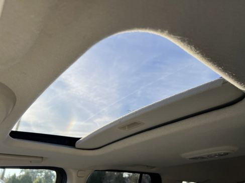 Used 2008 Chevrolet TrailBlazer 4WD w/ Smoker's Package image 11