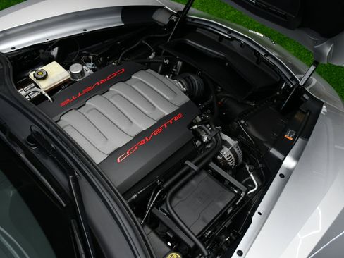 Used 2014 Chevrolet Corvette Stingray Coupe w/ 3LT Preferred Equipment Group image 18