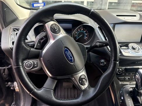 Used 2015 Ford Escape Titanium FWD image 11