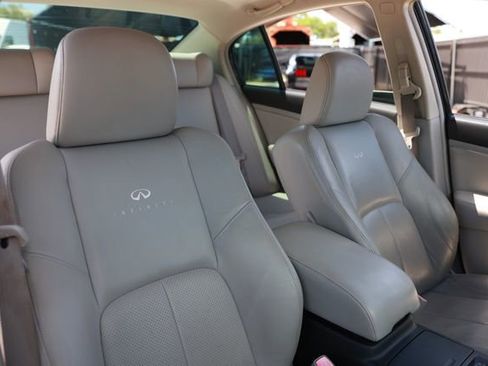 Used 2005 INFINITI G35 Sedan w/ (P03) Premium Pkg C RWD image 19