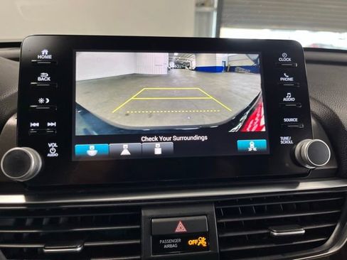 Used 2018 Honda Accord EX-L image 28