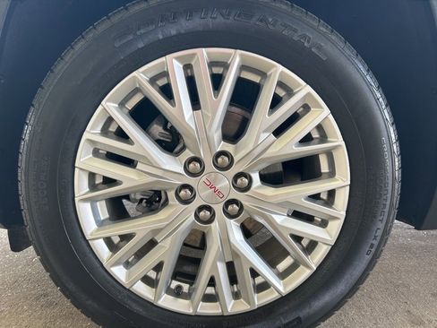 Used 2024 GMC Acadia Elevation w/ Luxury Package image 28