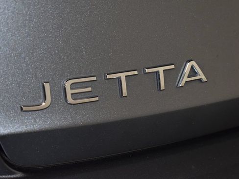 Used 2024 Volkswagen Jetta S FWD image 9