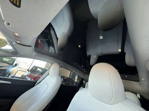 Used 2023 Tesla Model Y Long Range image 39