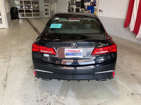 Used 2018 Acura TLX V6 SH-AWD w/ Technology Pkg image 13