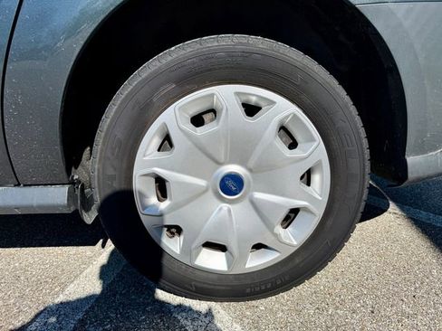 Used 2018 Ford Transit Connect XL image 28