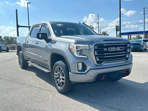 Used 2022 GMC Sierra 1500 AT4 w/ AT4 Premium Package AWD/4WD image 2