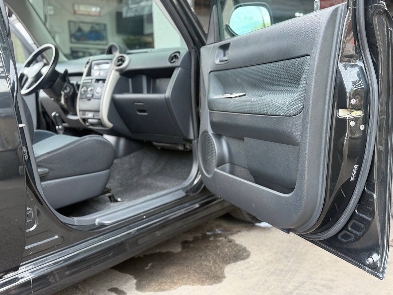 Used 2006 Scion xB FWD image 35