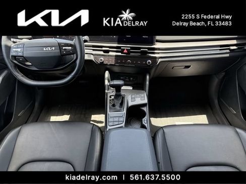 Used 2026 Kia Sportage EX FWD image 13