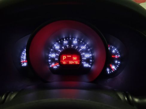 Used 2018 Kia Soul + FWD image 23