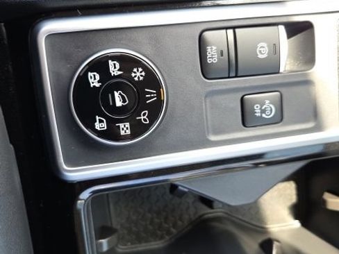 Used 2026 Nissan Pathfinder SL AWD/4WD image 27
