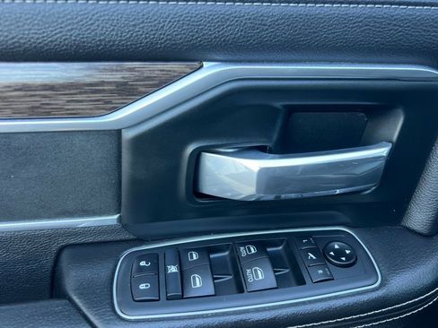 Used 2020 RAM 2500 Laramie image 11