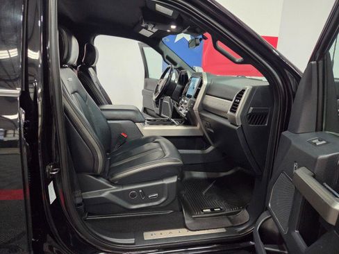 Used 2022 Ford F350 Platinum image 8