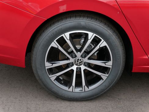 New 2025 Volkswagen Jetta Sport image 5