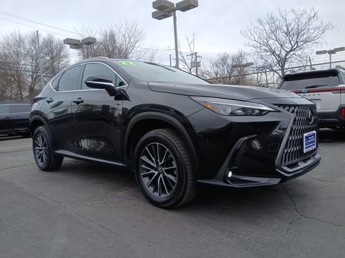 Used 2022 Lexus NX 350 AWD image 2