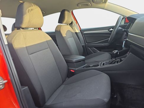 Used 2019 Volkswagen Jetta S w/ Driver Assistance Package image 10