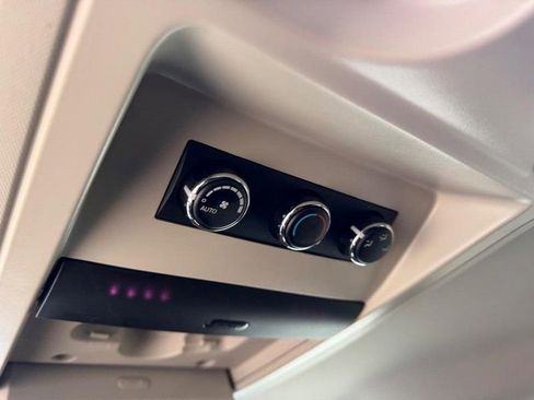 Used 2012 Dodge Grand Caravan Crew w/ Crew Value Pkg image 12