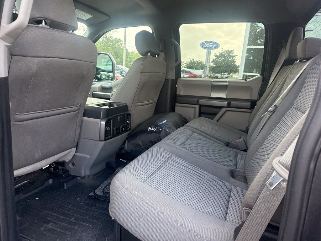 Used 2018 Ford F250 XLT w/ XLT Premium Package AWD/4WD image 12