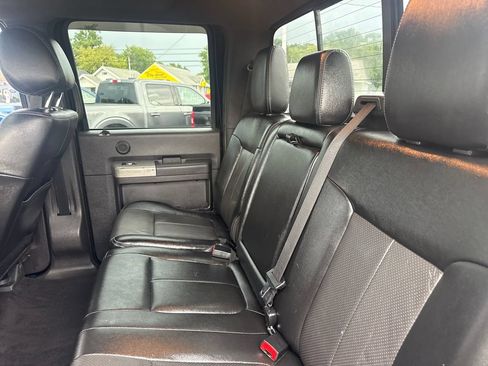 Used 2016 Ford F250 Lariat w/ Lariat Ultimate Package AWD/4WD image 16