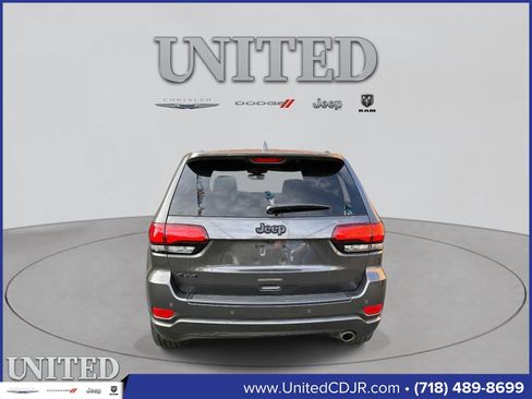 Used 2020 Jeep Grand Cherokee Altitude image 3
