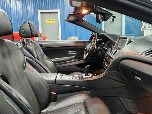 Used 2014 BMW 650i xDrive Convertible image 19