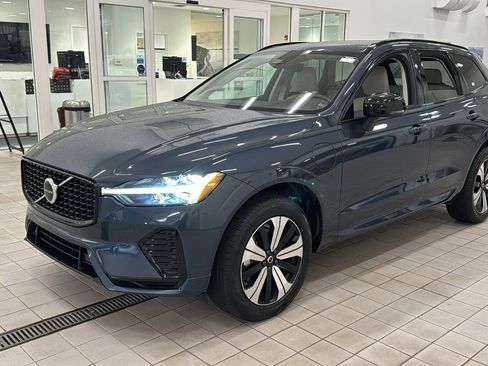 Used 2025 Volvo XC60 T8 Core w/ Protection Package Premier image 9