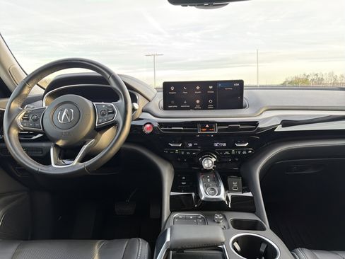 Certified 2023 Acura MDX w/Technology Package image 34