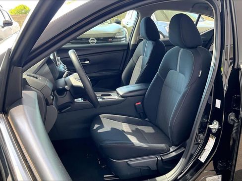 Certified 2024 Nissan Sentra SV image 8