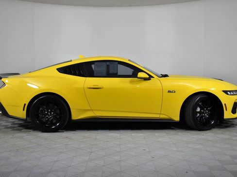 Used 2024 Ford Mustang GT Premium image 3