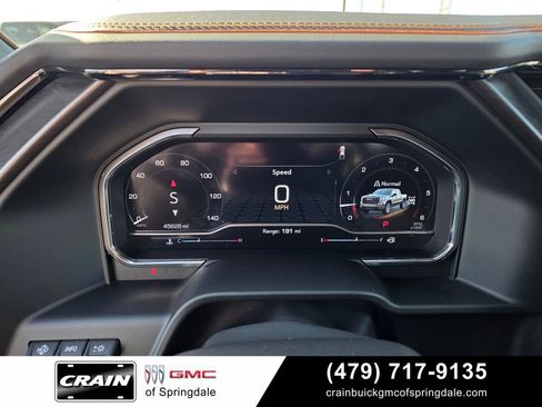 Used 2024 GMC Sierra 1500 AT4 w/ Technology Package AWD/4WD image 14