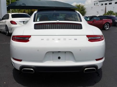 Used 2017 Porsche 911 Carrera image 11