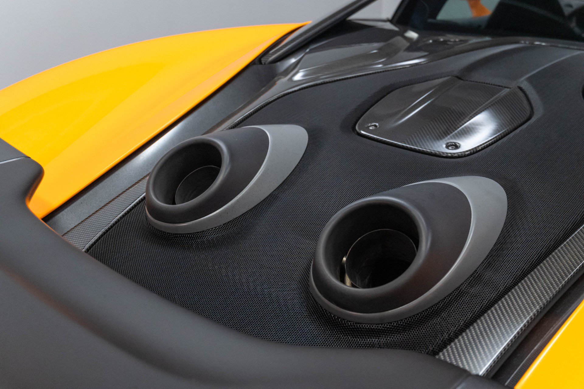 Used 2019 McLaren 600LT RWD image 49