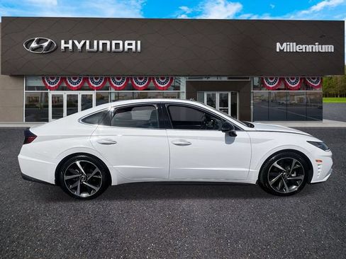 Used 2023 Hyundai Sonata SEL Plus FWD image 4
