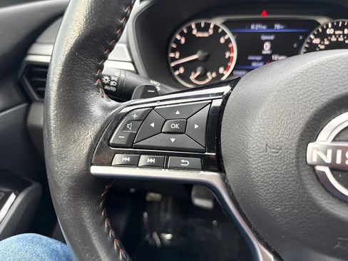 Used 2024 Nissan Altima 2.5 SR FWD image 18