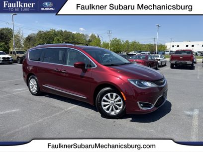 Used 2018 Chrysler Pacifica Touring-L w/ Advanced Safetytec Group